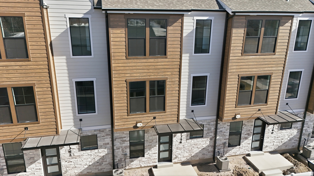 7330 S SEVEN TREE LN #72 Midvale, UT 84047