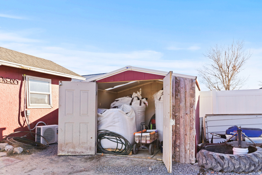 10930 N 8400 W Tremonton, UT 84337