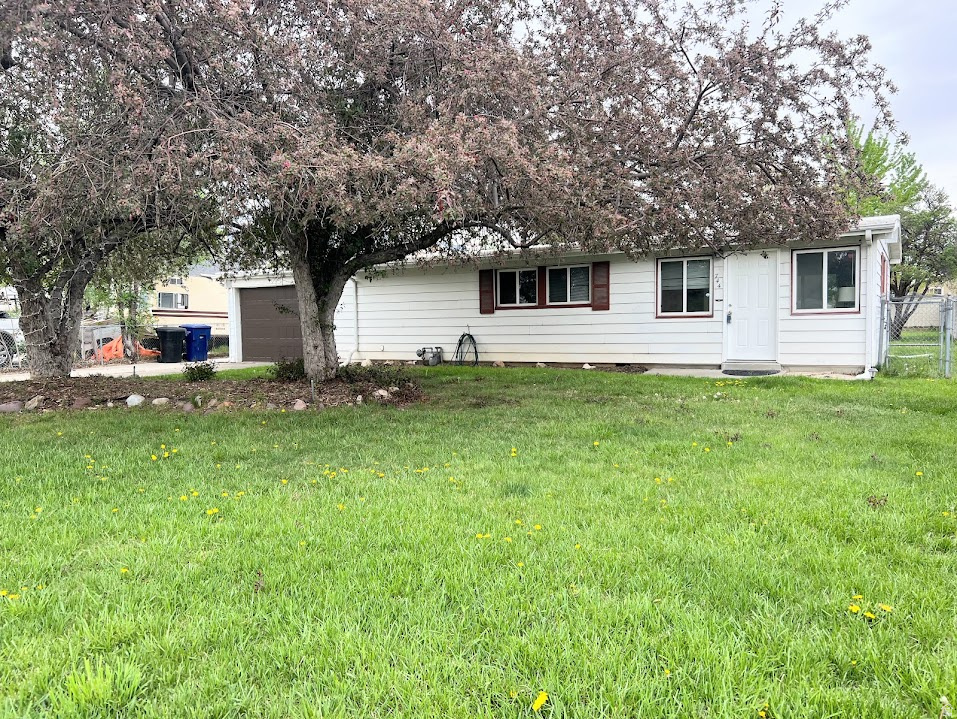 744 E 8425 S Sandy, UT 84094