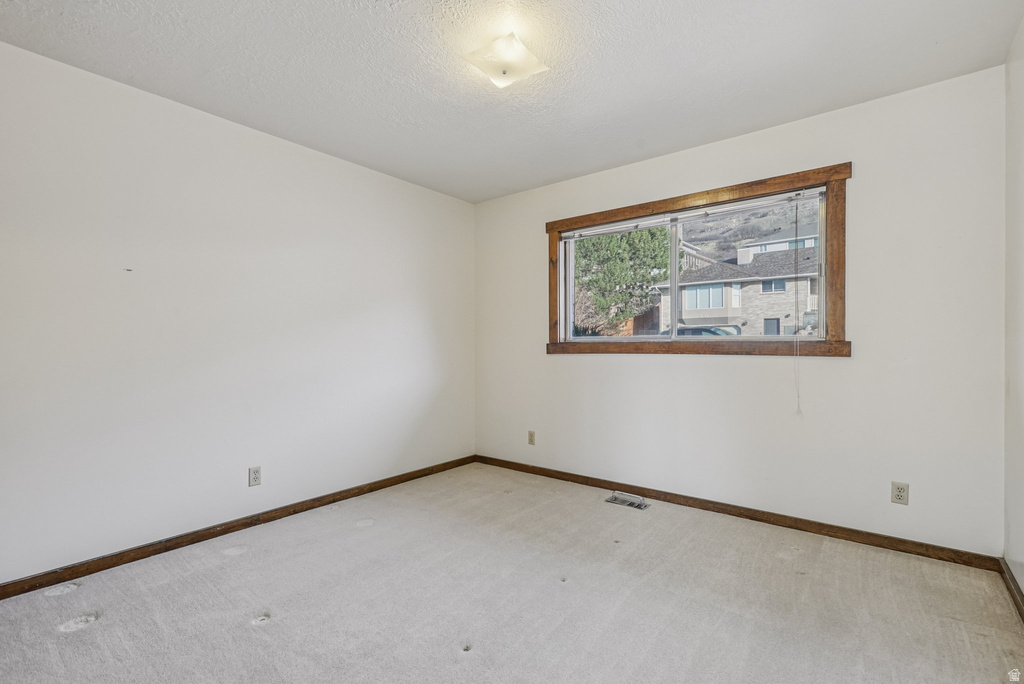 578 LAKEVIEW WAY Farmington, UT 84025