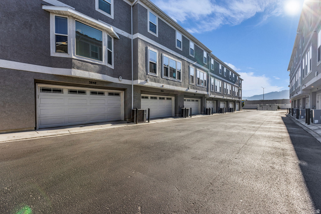 3844 W GARTMORE LN #208 Taylorsville, UT 84123