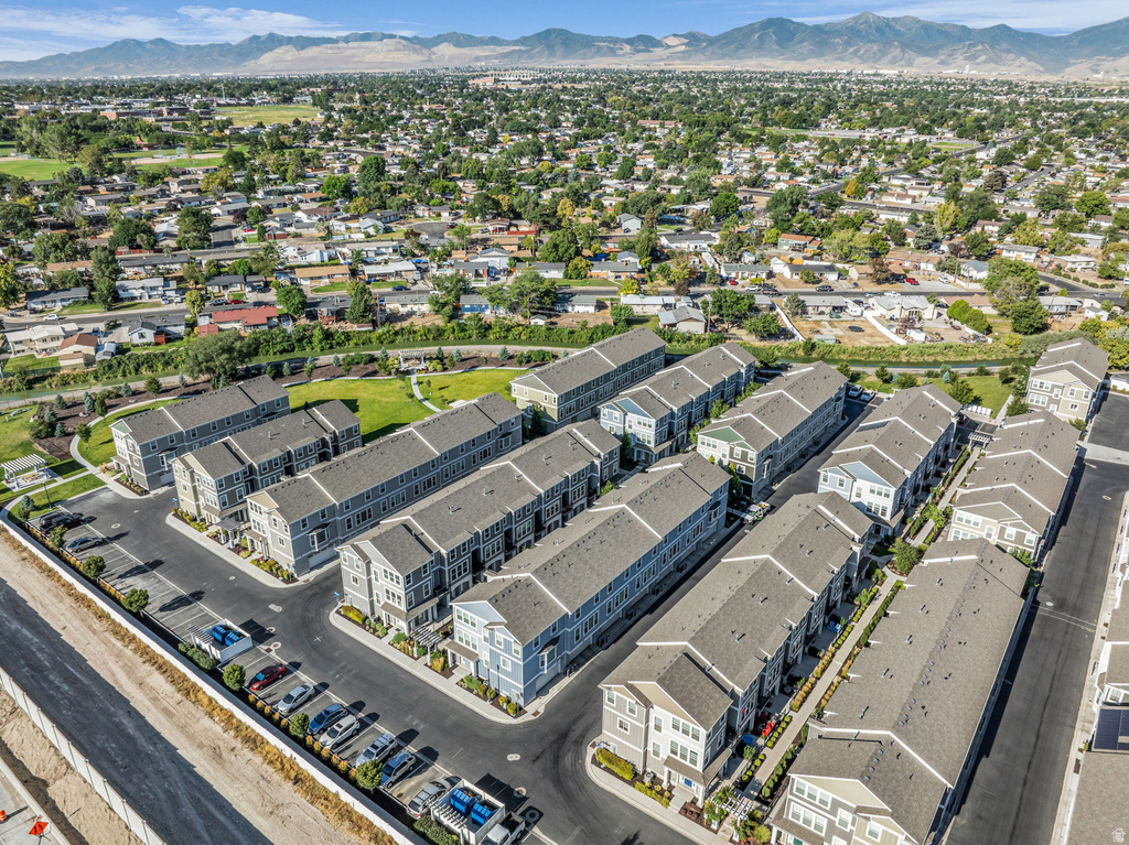 3844 W GARTMORE LN #208 Taylorsville, UT 84123