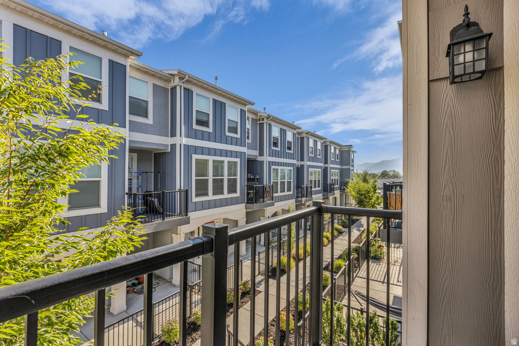 3844 W GARTMORE LN #208 Taylorsville, UT 84123