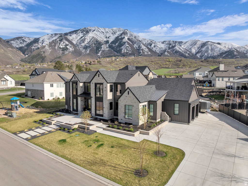 565 W AUTUMN BLAZE Woodland Hills, UT 84653