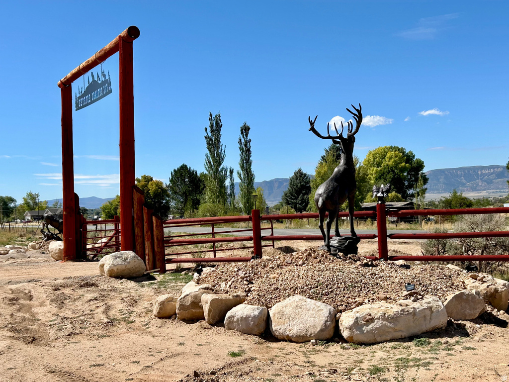 8289 E 15730 N Spring City, UT 84662