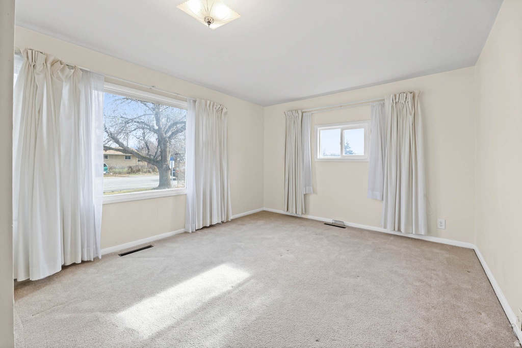 98 S QUIRK ST Grantsville, UT 84029