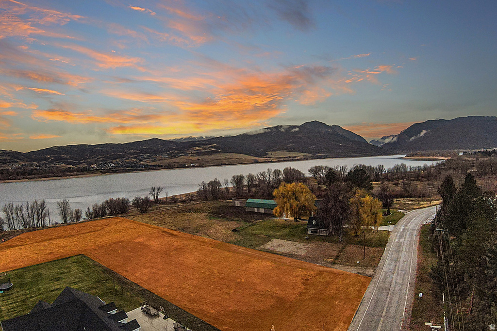 6611 E 100 S Huntsville, UT 84317