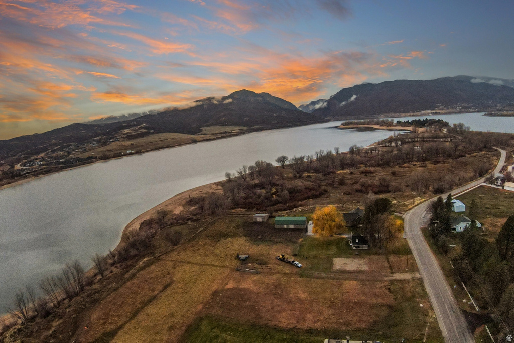 6611 E 100 S Huntsville, UT 84317