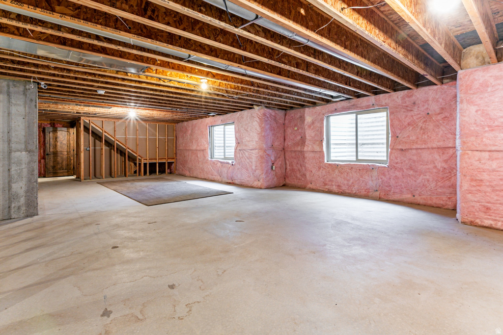 6611 E 100 S Huntsville, UT 84317