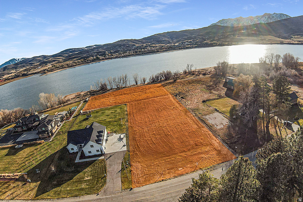 6611 E 100 S Huntsville, UT 84317