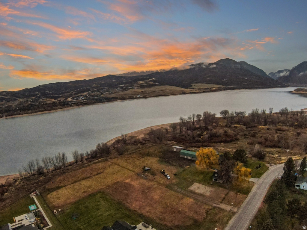 6611 E 100 S Huntsville, UT 84317