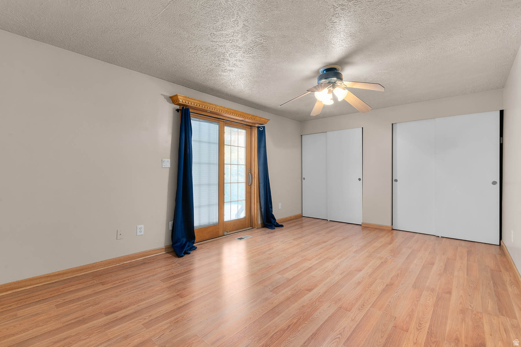 2333 E CLIFF SWALLOW DR Sandy, UT 84093