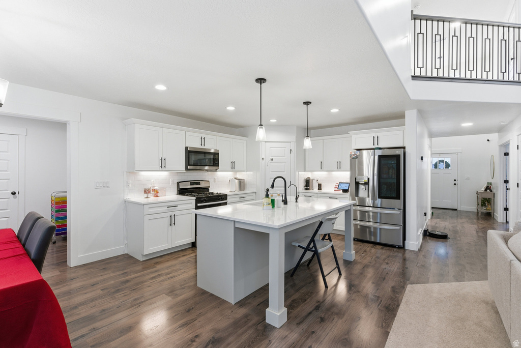 969 N OLSON DR Saratoga Springs, UT 84045