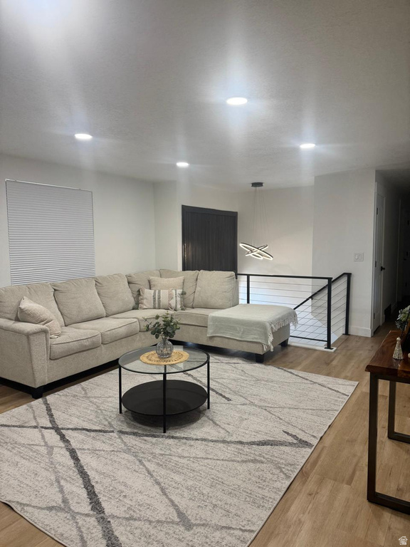 7899 S 930 E Sandy, UT 84094