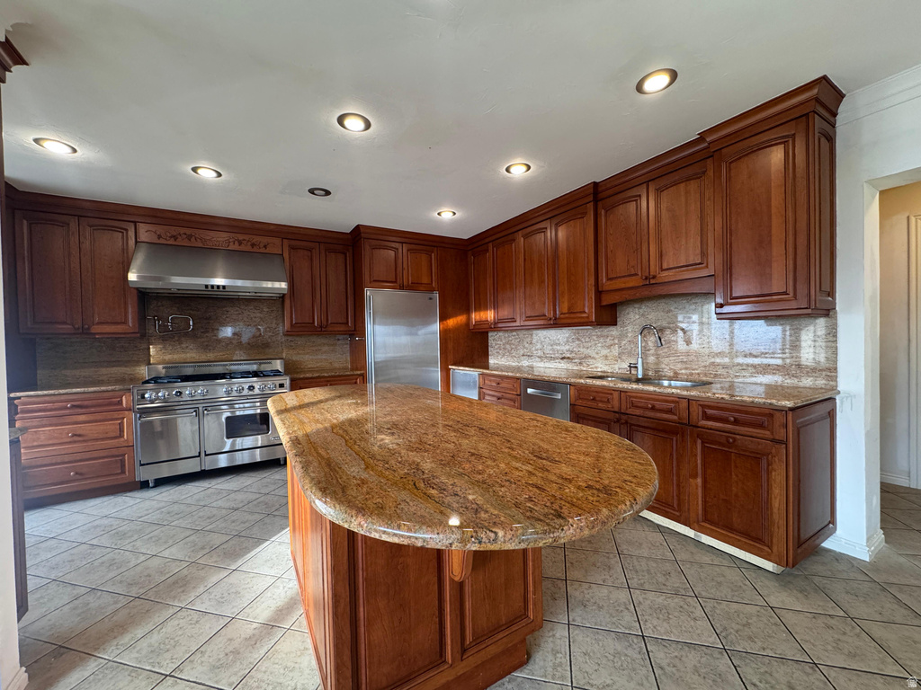 8 E HILLSIDE AVE #801 Salt Lake City, UT 84103