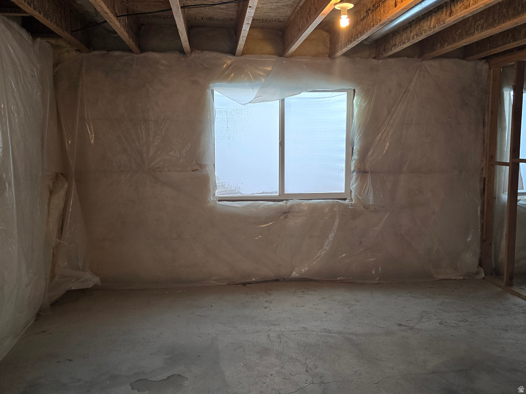 1803 W 1125 S Syracuse, UT 84075