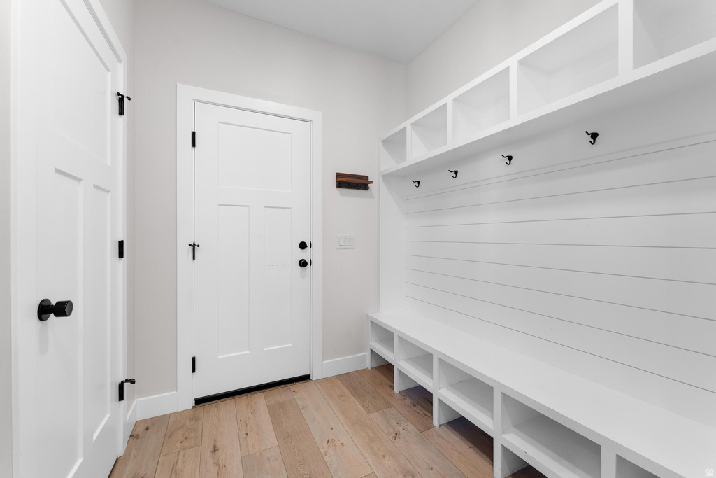 98 W SUNNY CT Stansbury Park, UT 84074