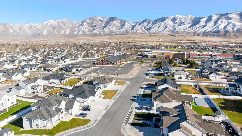 98 W SUNNY CT Stansbury Park, UT 84074