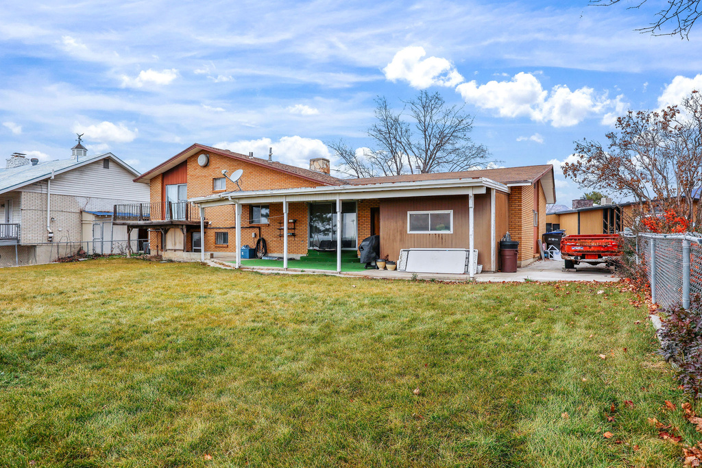 2027 W LAKEVIEW DR Provo, UT 84601