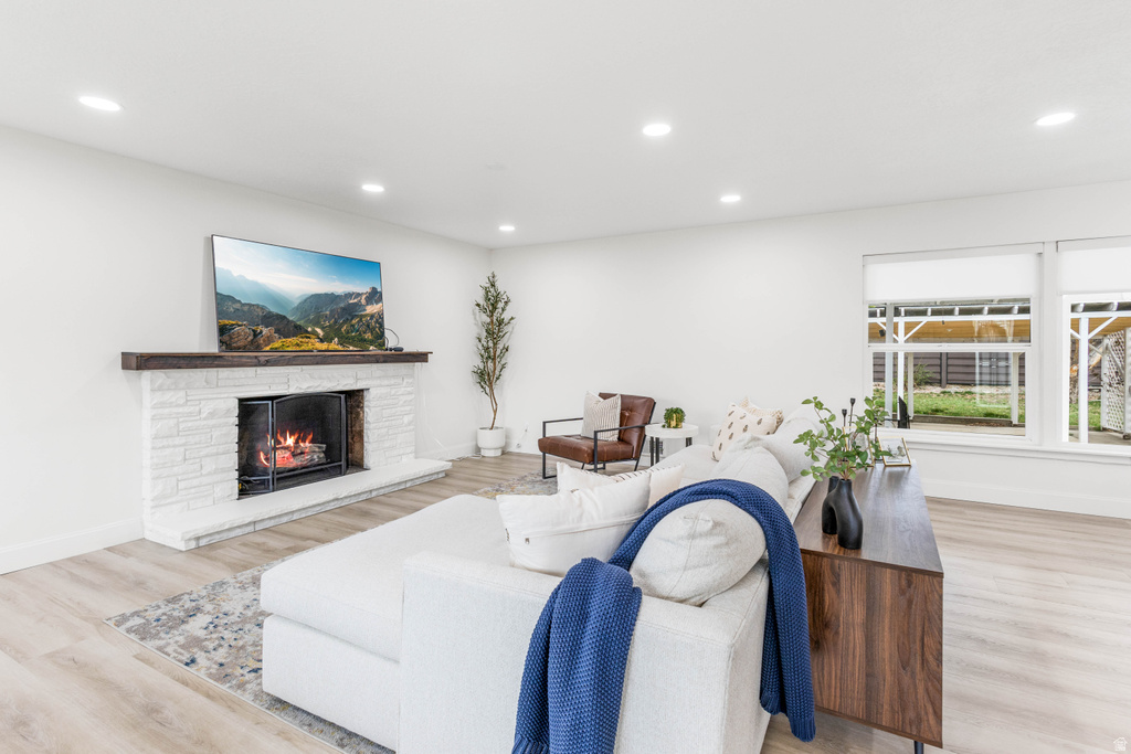 1856 E BROOKHILL DR Cottonwood Heights, UT 84121