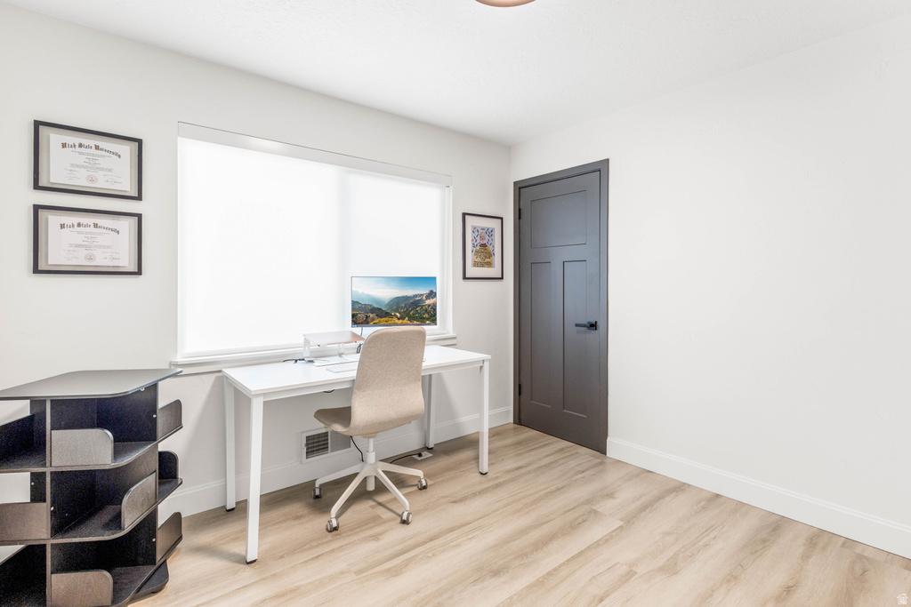 1856 E BROOKHILL DR Cottonwood Heights, UT 84121