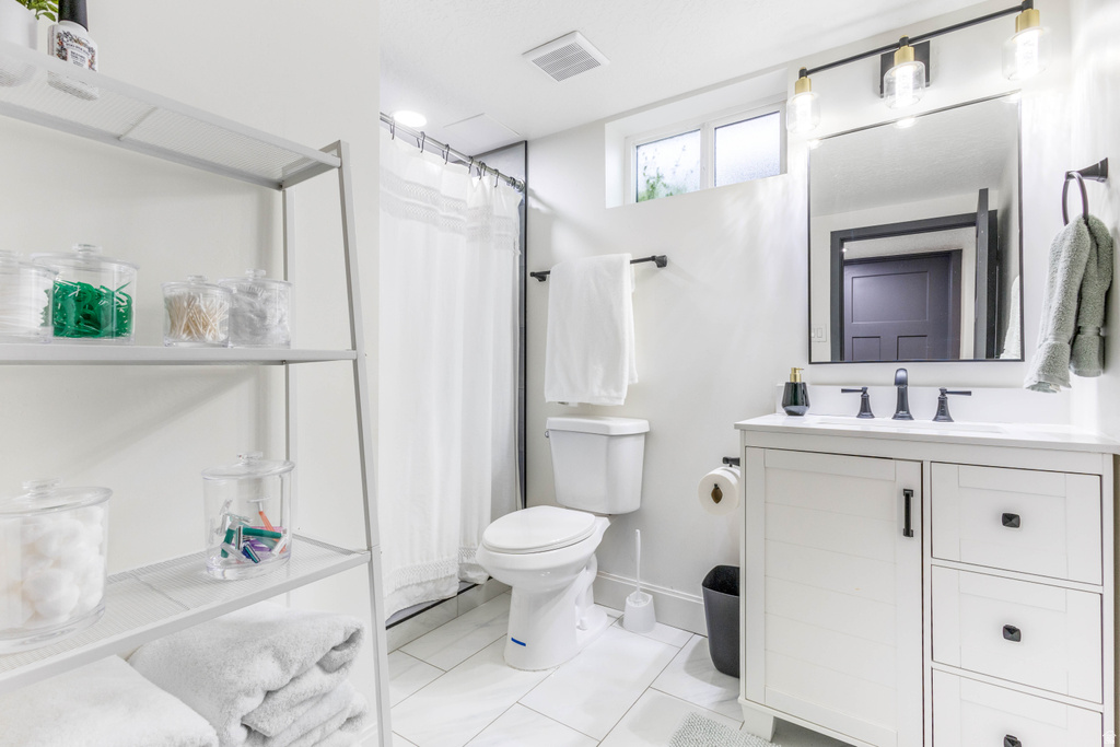 1856 E BROOKHILL DR Cottonwood Heights, UT 84121