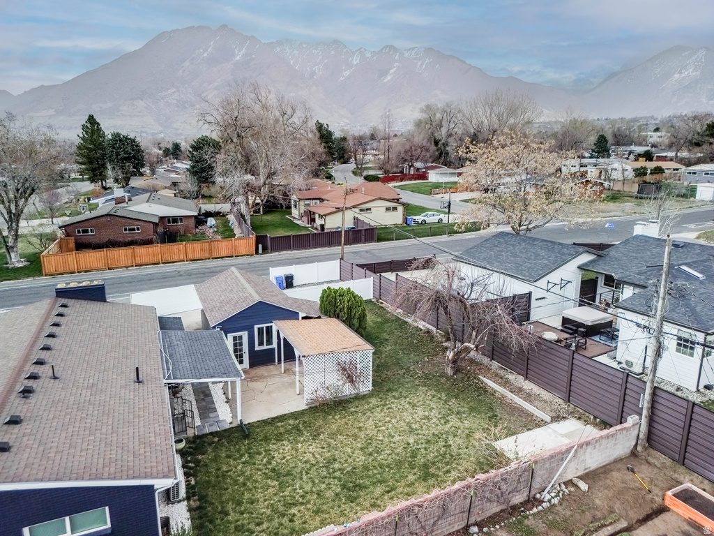 1856 E BROOKHILL DR Cottonwood Heights, UT 84121