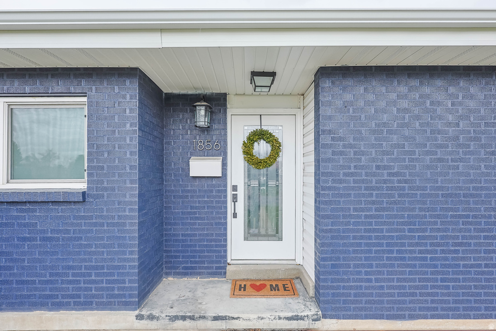 1856 E BROOKHILL DR Cottonwood Heights, UT 84121