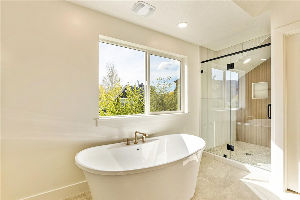 3510 N WILLOW CREEK LN #9 Eden, UT 84310