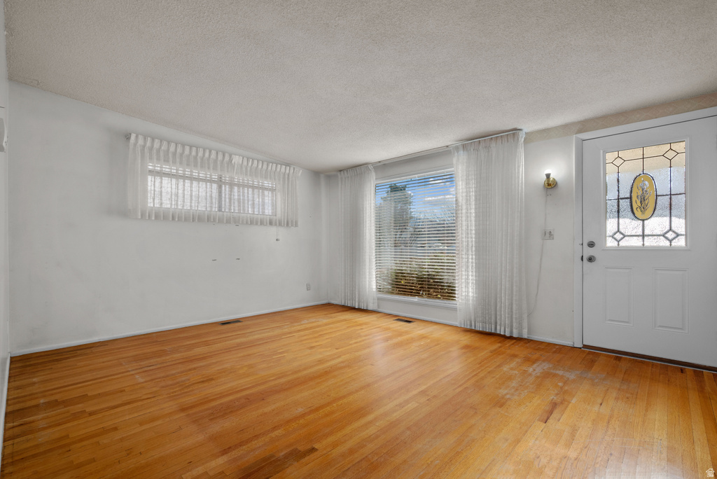 431 E 9150 S Sandy, UT 84070