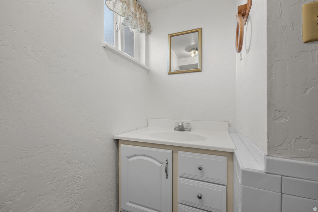 431 E 9150 S Sandy, UT 84070