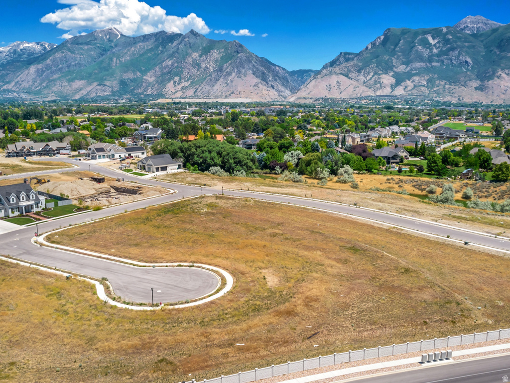 9932 N 6520 W Highland, UT 84003