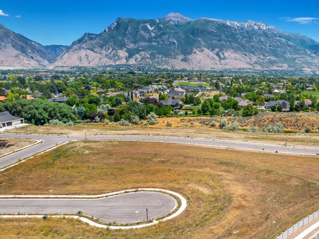 9932 N 6520 W Highland, UT 84003