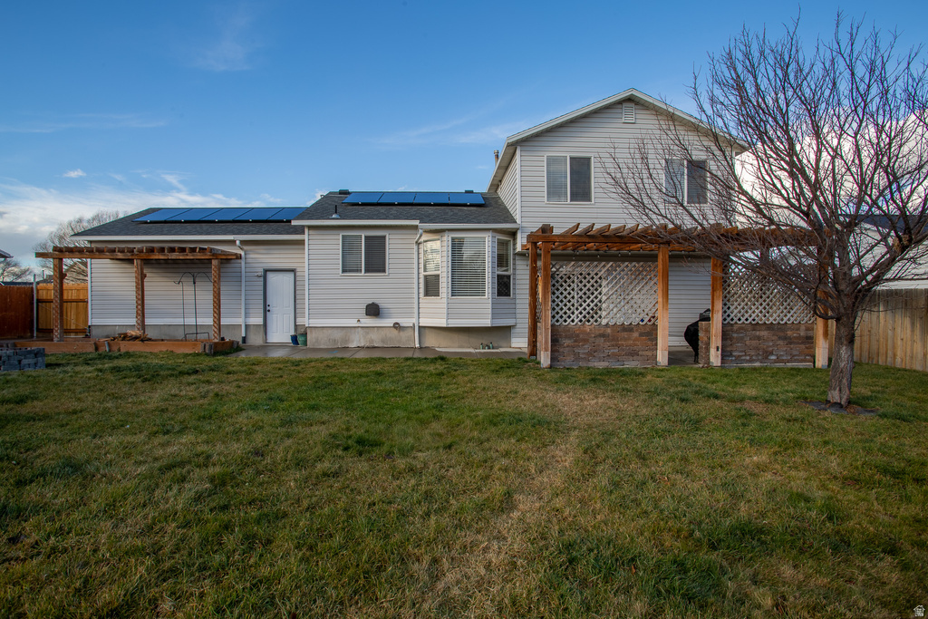 6211 W PEPPER POND LN West Valley City, UT 84128