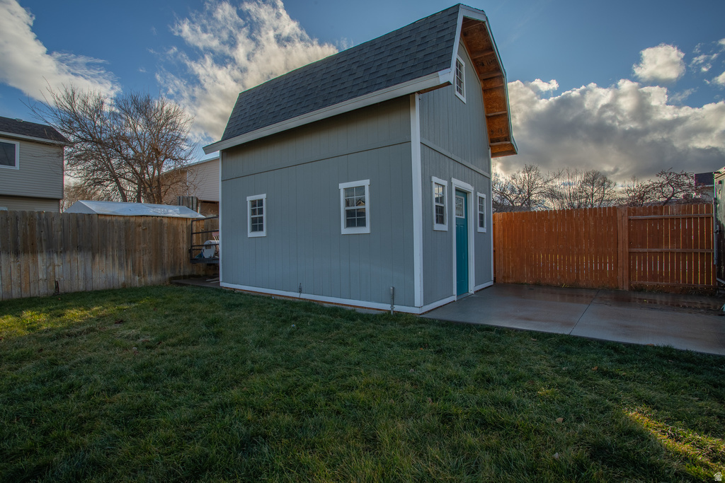 6211 W PEPPER POND LN West Valley City, UT 84128