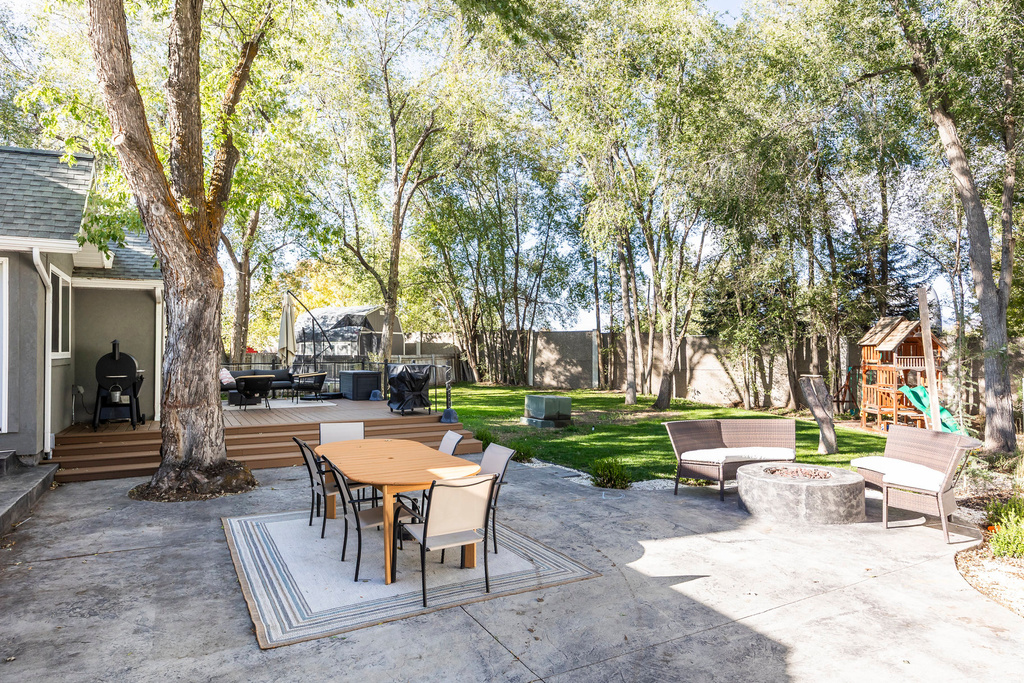 1779 E MOMBO DR Sandy, UT 84092