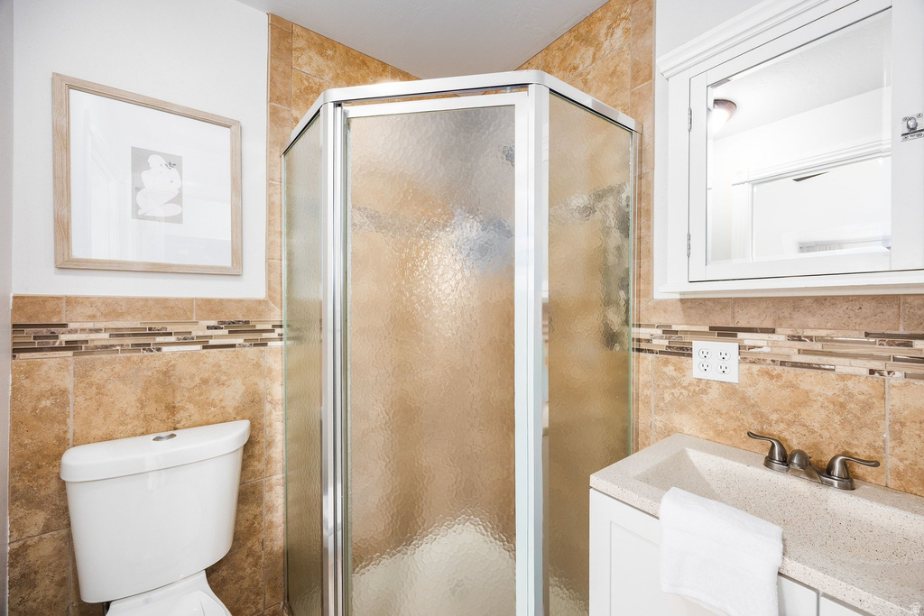 1779 E MOMBO DR Sandy, UT 84092