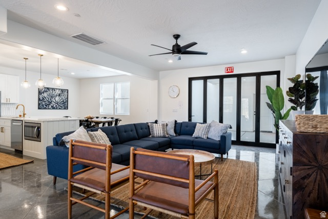 4234 W CAMBRIDGE PKWY Hurricane, UT 84737