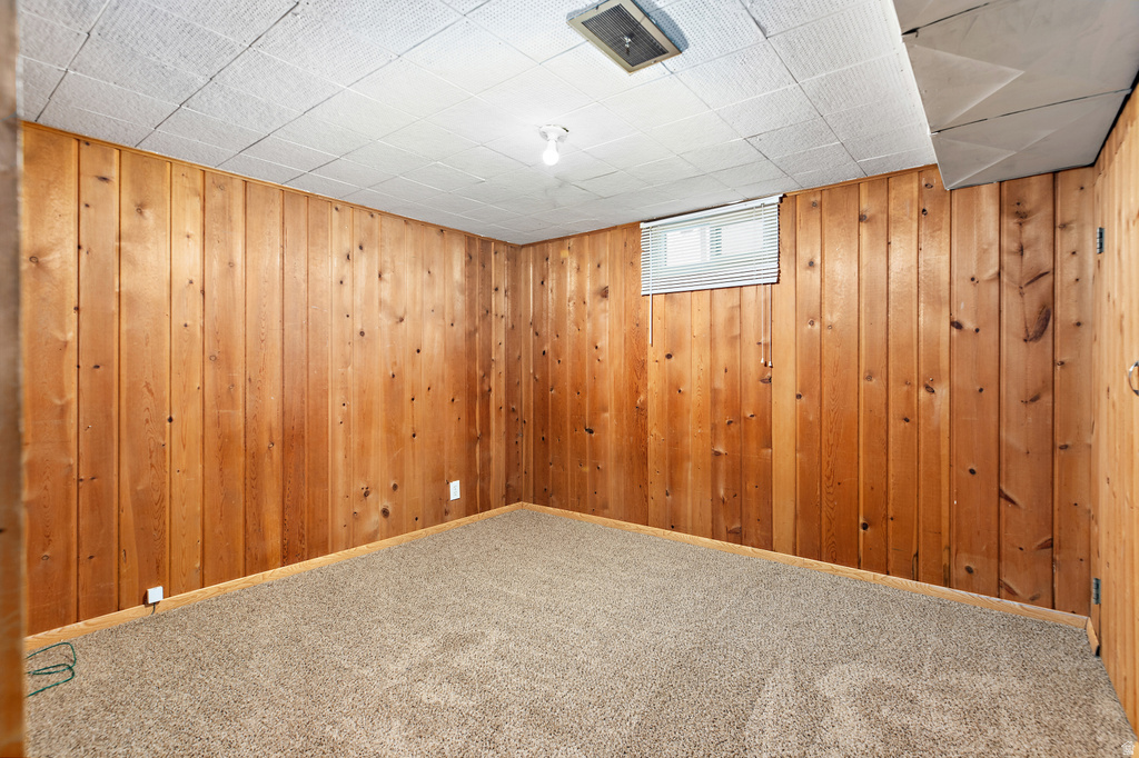 1476 E 3010 S Millcreek, UT 84106