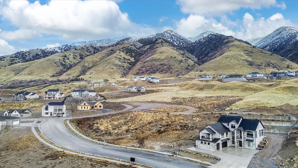 281 N SHERWOOD DR Providence, UT 84332