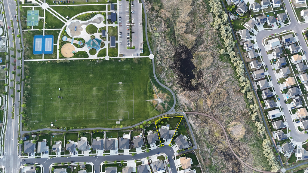 149 E 230 N Vineyard, UT 84059