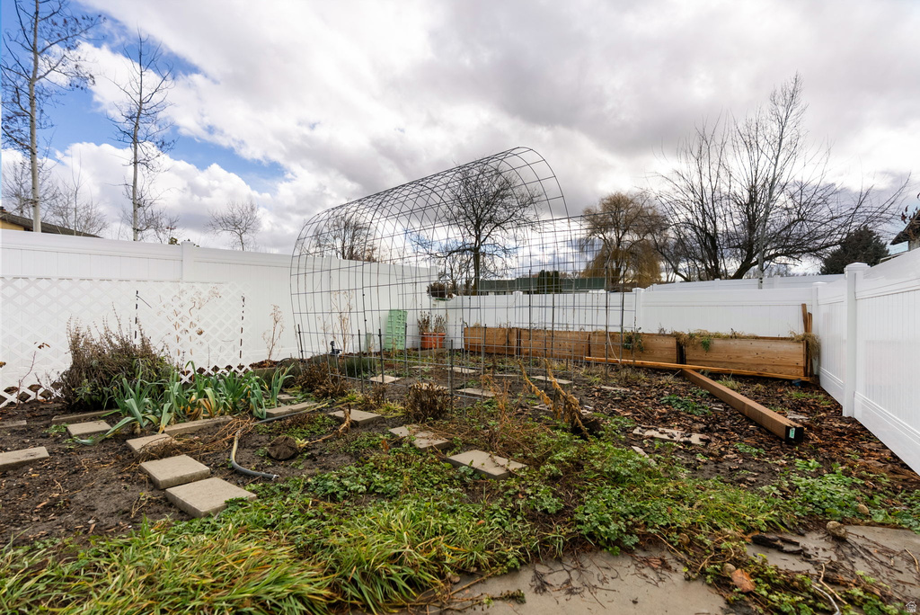 1320 COUNTRY MANOR DR Logan, UT 84321