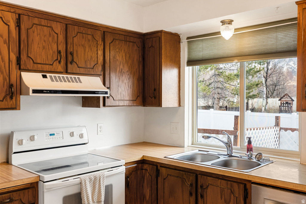 1320 COUNTRY MANOR DR Logan, UT 84321