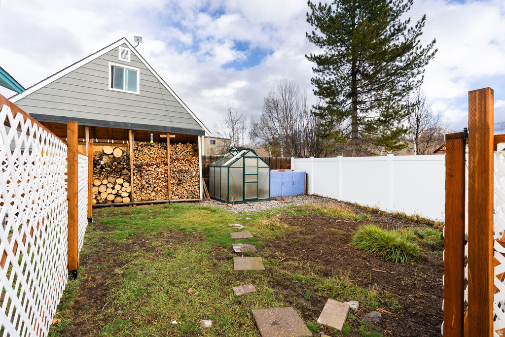 1320 COUNTRY MANOR DR Logan, UT 84321