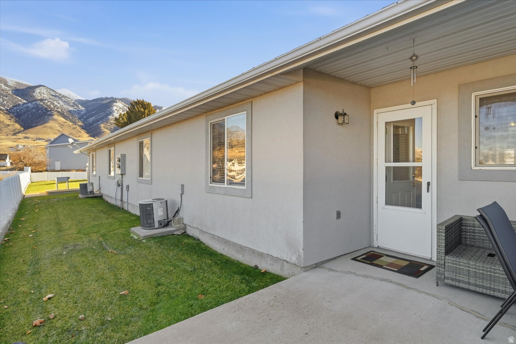 55 MOUNTAIN VIEW CIR Providence, UT 84332