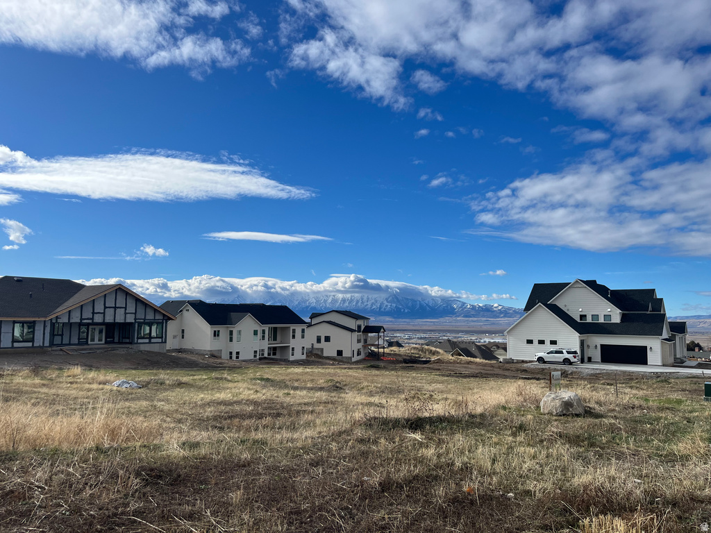 882 E 160 N Hyde Park, UT 84318