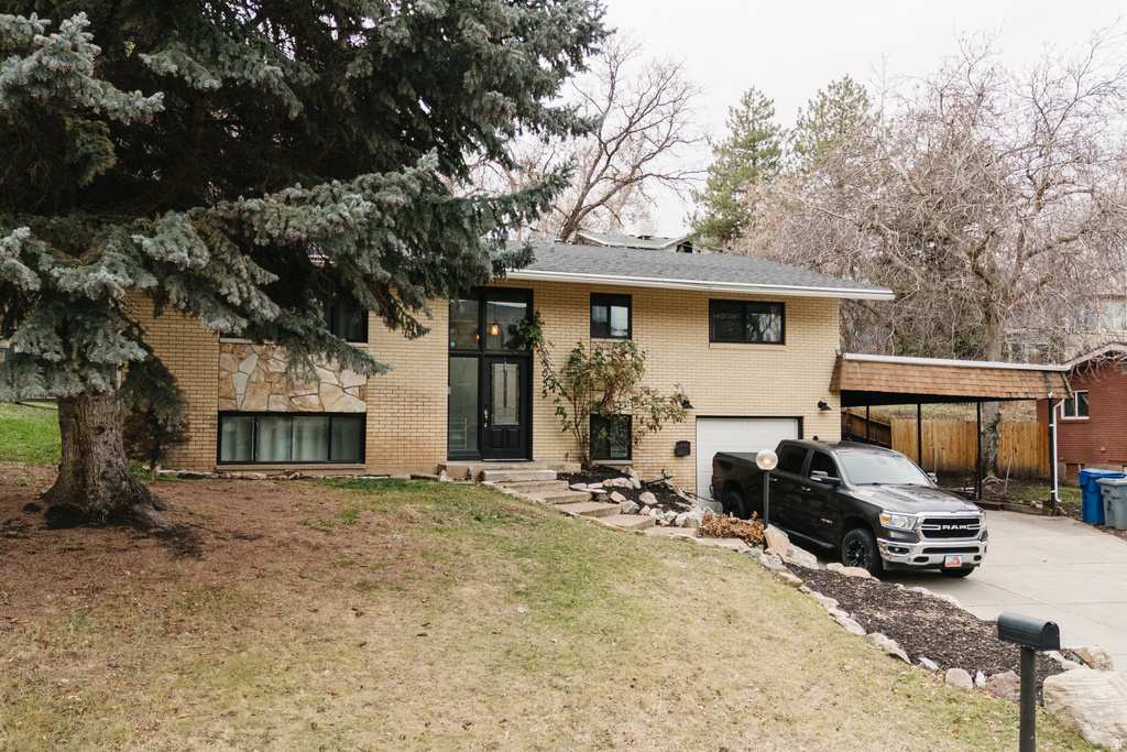 5055 KIWANA DR South Ogden, UT 84403