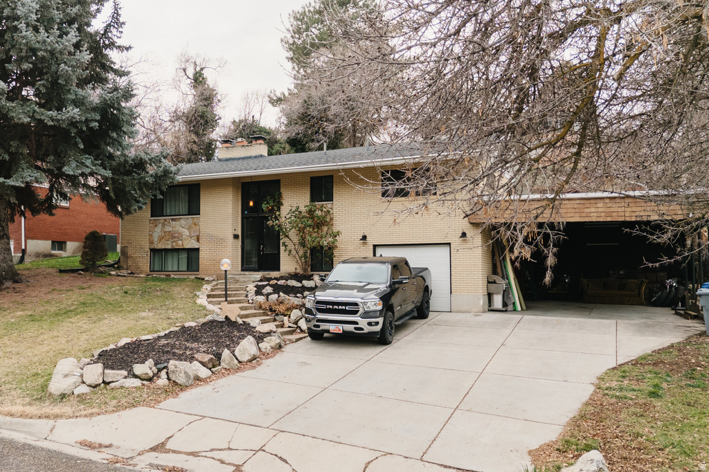 5055 KIWANA DR South Ogden, UT 84403