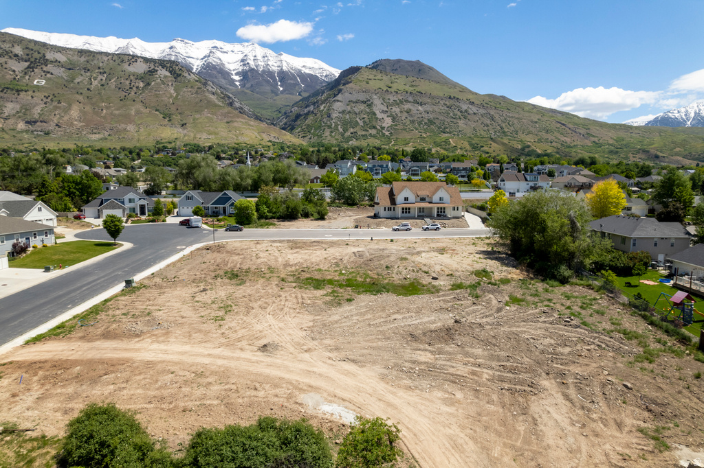 1012 E 300 S Pleasant Grove, UT 84062