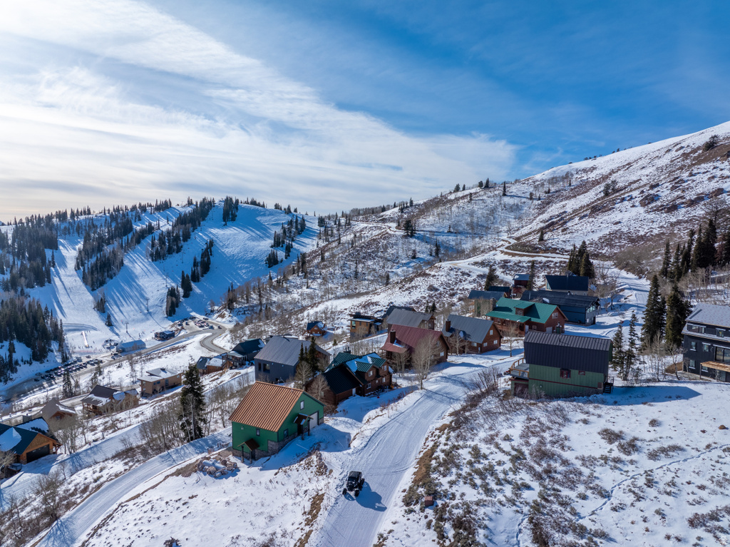 6809 E 6725 N Eden, UT 84310